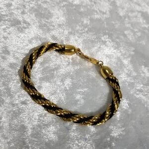 Trifari gold tone and black 7" bracelet 1.1735